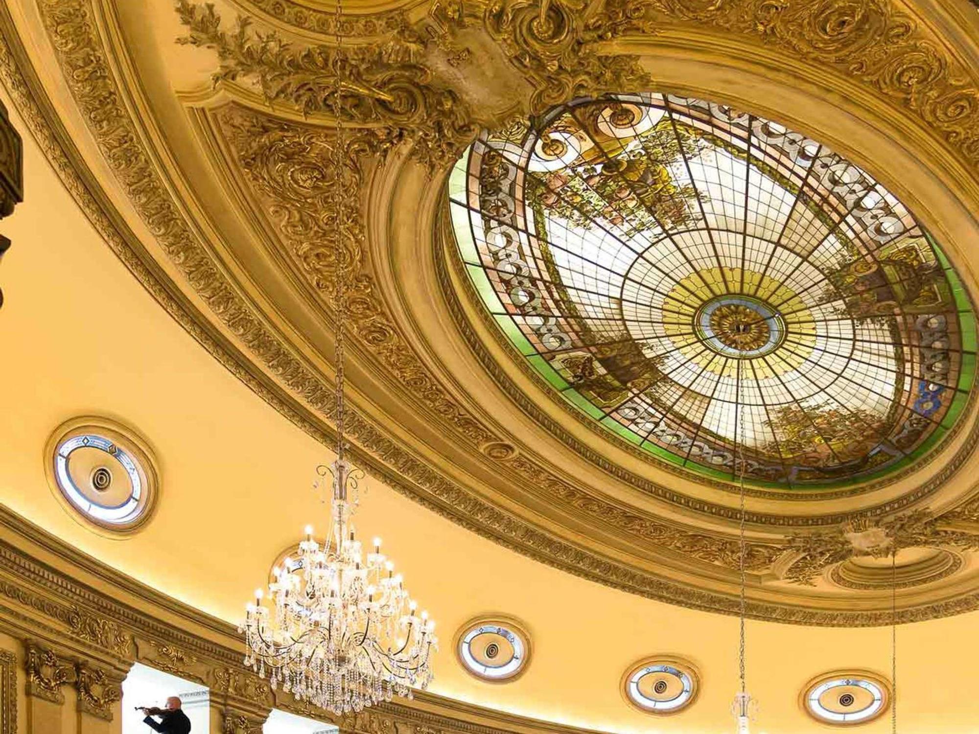 Sofitel Montevideo Casino Carrasco & Spa Exterior foto Ceiling of the ballroom